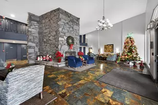 1198 Royal Glen Dr, Glen Ellyn, IL 60137 - Photo 3