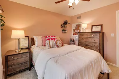 461 Evergreen Drive, Vernon Hills, IL 60061 - Photo 17