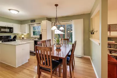 461 Evergreen Drive, Vernon Hills, IL 60061 - Photo 7