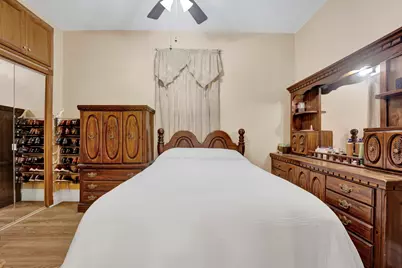 4143 W Roscoe Street, Chicago, IL 60641 - Photo 15