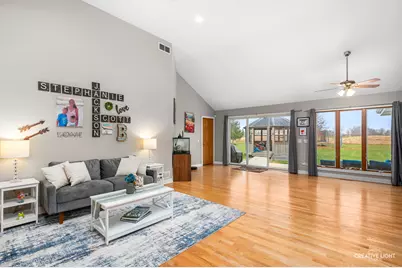 3735 W Nettle Creek Drive, Morris, IL 60450 - Photo 5