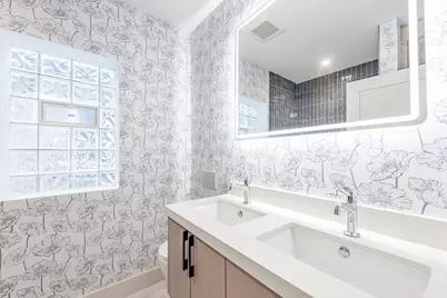 7930 S Kenwood Avenue, Chicago, IL 60619 - Photo 7