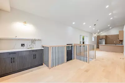 7930 S Kenwood Avenue, Chicago, IL 60619 - Photo 5