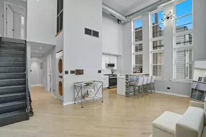 3550 W Montrose Avenue #107, Chicago, IL 60618 - Photo 7
