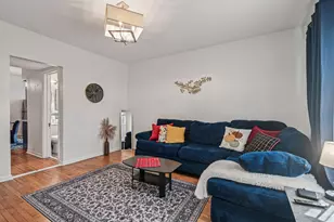 5017 N Meade Ave, Chicago, IL 60630 - Photo 5