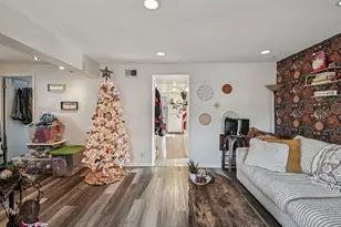 5017 N Meade Ave, Chicago, IL 60630 - Photo 17