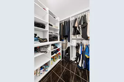 253 E Delaware Place #14D, Chicago, IL 60611 - Photo 9