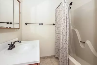 900 Glenmore Lane, Elgin, IL 60124 - Photo 25