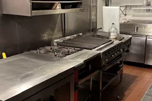 215 W North Ave, Chicago, IL 60610 - Photo 9