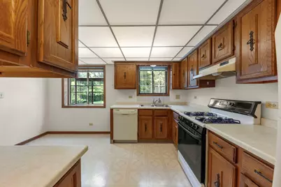 393 Duane Street #203, Glen Ellyn, IL 60137 - Photo 7