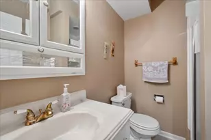 731 Highpoint Ct, Schaumburg, IL 60193 - Photo 17