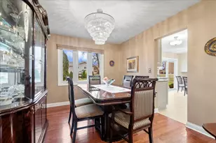 731 Highpoint Ct, Schaumburg, IL 60193 - Photo 11