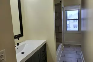 803 E Illinois St, Freeport, IL 61032 - Photo 17