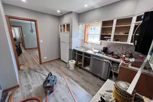 4934 N Marmora Ave, Chicago, IL 60630 - Photo 3