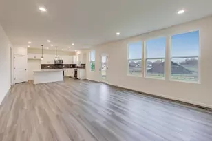 2240 Bent Grass Wy, Bolingbrook, IL 60490 - Photo 7