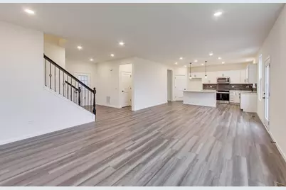 2240 Bent Grass Way, Bolingbrook, IL 60490 - Photo 5