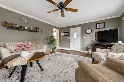 6747 N Odell Avenue, Chicago, IL 60631 - Photo 3