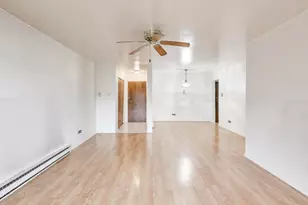 931 W Arquilla Dr, Glenwood, IL 60425 - Photo 5