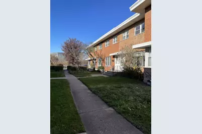 10059 Frontage Road #F, Skokie, IL 60077 - Photo 3