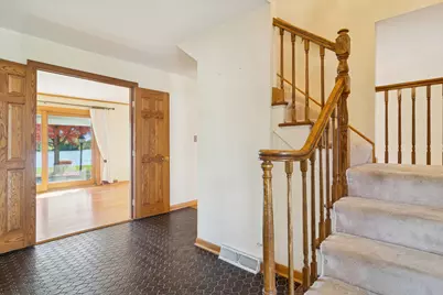 1057 W Peregrine Drive, Palatine, IL 60067 - Photo 5