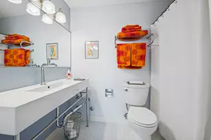 70 W Burton Pl, Chicago, IL 60610 - Photo 15