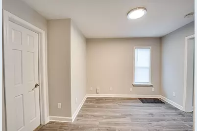 422 W 3rd Street, Sandwich, IL 60548 - Photo 9