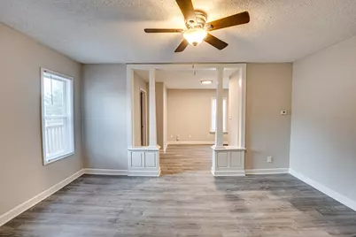 422 W 3rd Street, Sandwich, IL 60548 - Photo 13