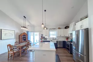 1717 S Stone Creek Blvd, Urbana, IL 61802 - Photo 9