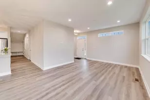 387 Masters Dr, Addison, IL 60101 - Photo 7