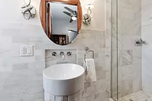 6334 N Sheridan Rd, Chicago, IL 60660 - Photo 9