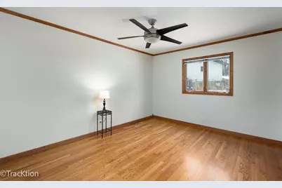 6724 Meadowcrest Drive, Downers Grove, IL 60516 - Photo 11