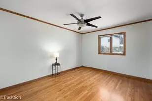 6724 Meadow Crest Dr, Downers Grove, IL 60516 - Photo 11