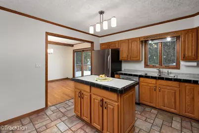 6724 Meadowcrest Drive, Downers Grove, IL 60516 - Photo 7