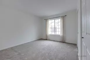 1090 Village Ln, Gurnee, IL 60031 - Photo 35