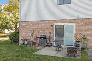 8411 162nd Pl, Tinley Park, IL 60487 - Photo 13