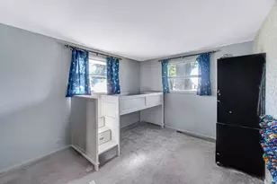 352 Sioux Ln, Carol Stream, IL 60188 - Photo 13