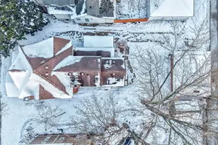 205 W Wilson St, Streator, IL 61364 - Photo 3