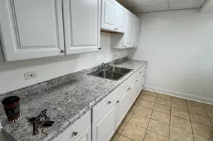 5700 N Parkside Ave, Chicago, IL 60646 - Photo 17