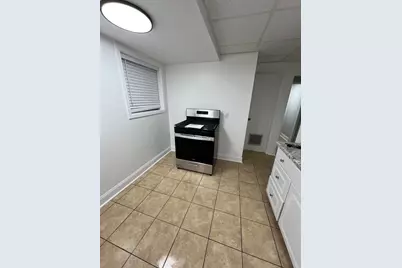 5700 N Parkside Avenue, Chicago, IL 60646 - Photo 15