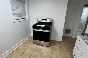 5700 N Parkside Ave, Chicago, IL 60646 - Photo 15