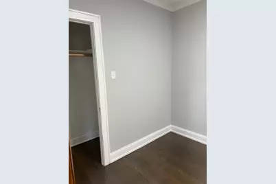 5700 N Parkside Avenue, Chicago, IL 60646 - Photo 9