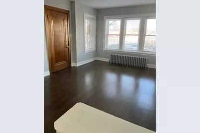 5700 N Parkside Avenue, Chicago, IL 60646 - Photo 3