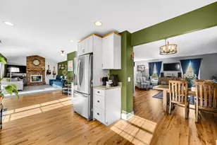 2105 Lawson Blvd, Gurnee, IL 60031 - Photo 9