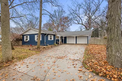 204 W Oak Street, Mahomet, IL 61853 - Photo 1