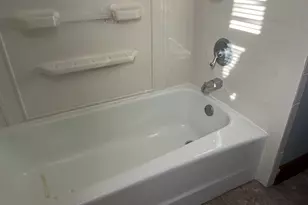 112 Chicago Rd, Oswego, IL 60543 - Photo 11