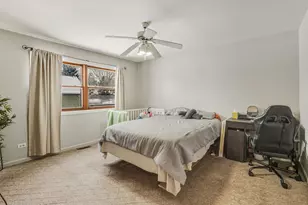 3668 N Grandview Ave, Gurnee, IL 60031 - Photo 11
