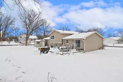 3668 N Grandview Avenue, Gurnee, IL 60031 - Photo 23