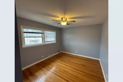 3341 W Pratt Avenue #2, Lincolnwood, IL 60712 - Photo 9