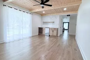 1581 Groton Ln, Wheaton, IL 60189 - Photo 7