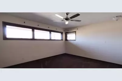 4910 Kilburn Avenue, Rockford, IL 61101 - Photo 33